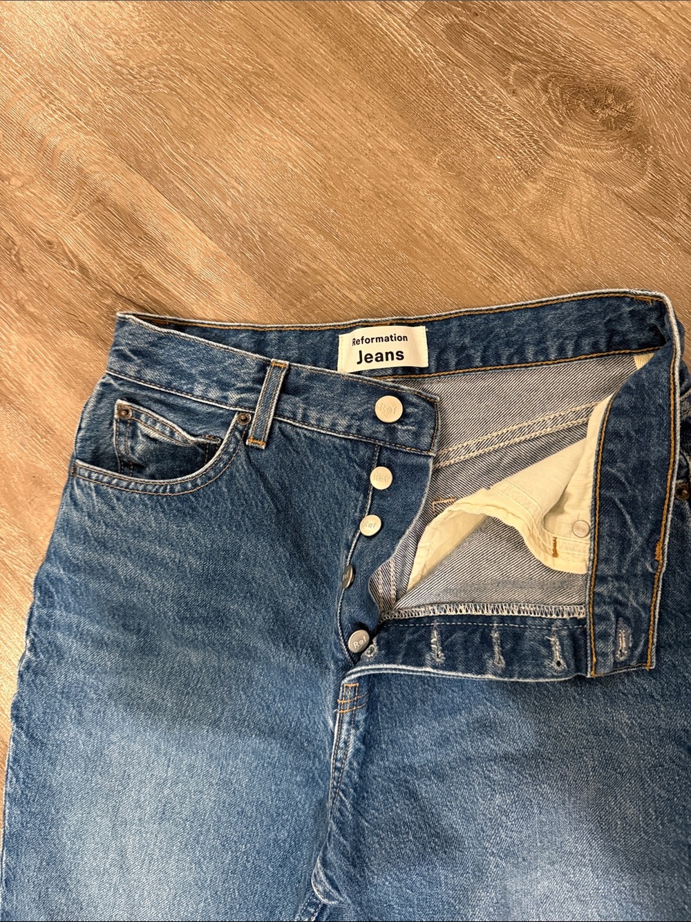 Reformation Jeans - Hanna Mid Rise Relaxed Jeans - Picture 2 of 5